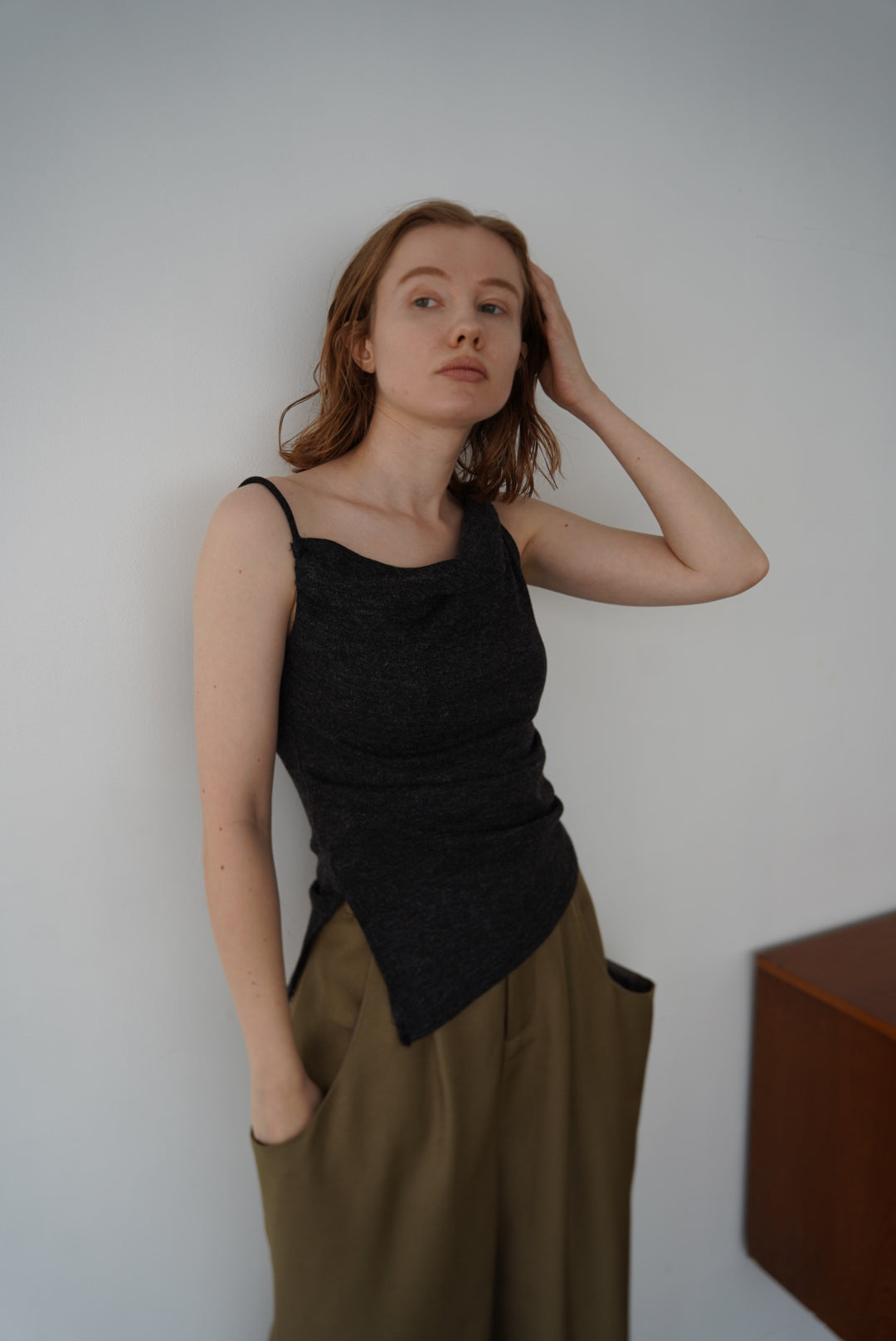 Drape asymmetry top