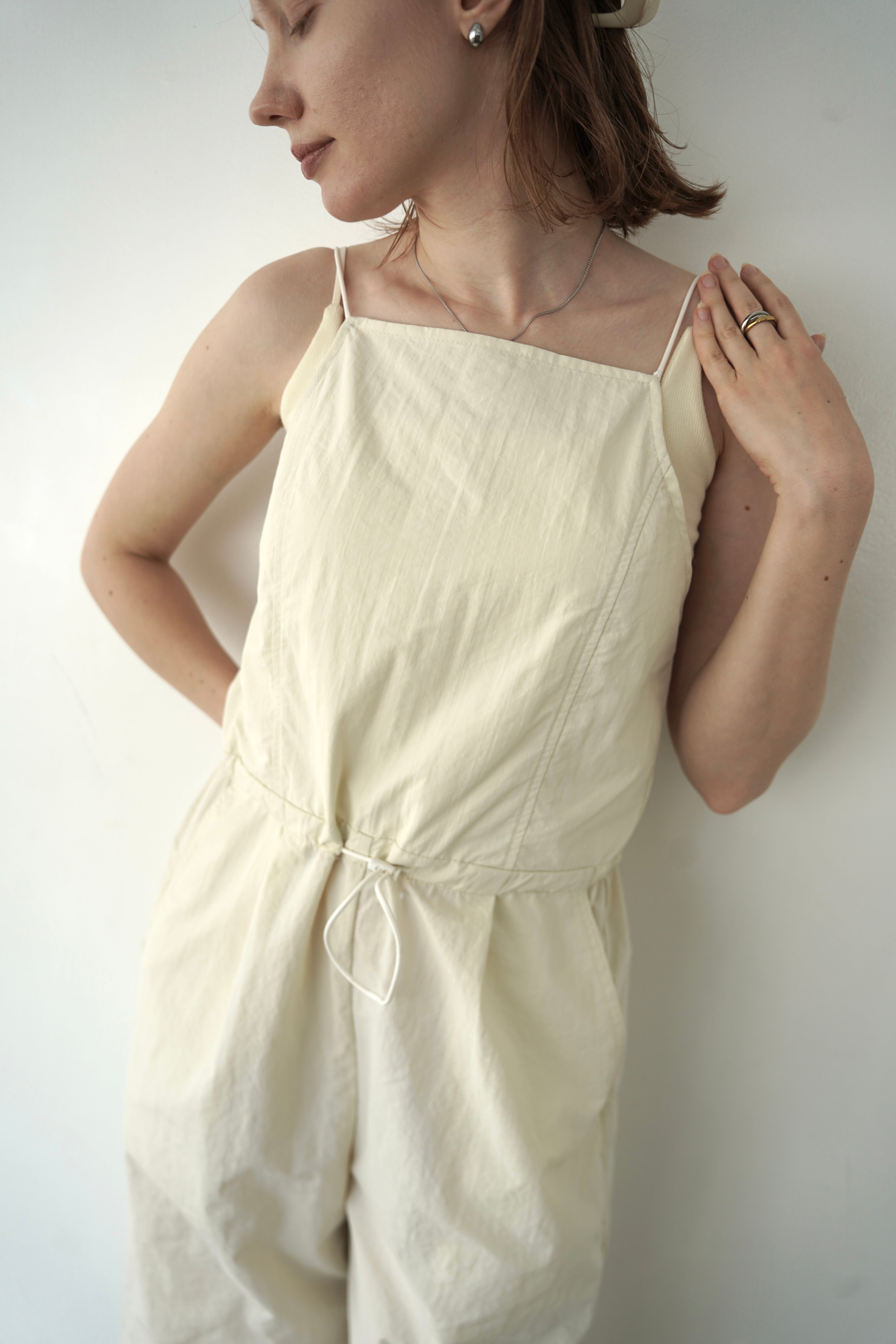 Strap drawstring all-in-one