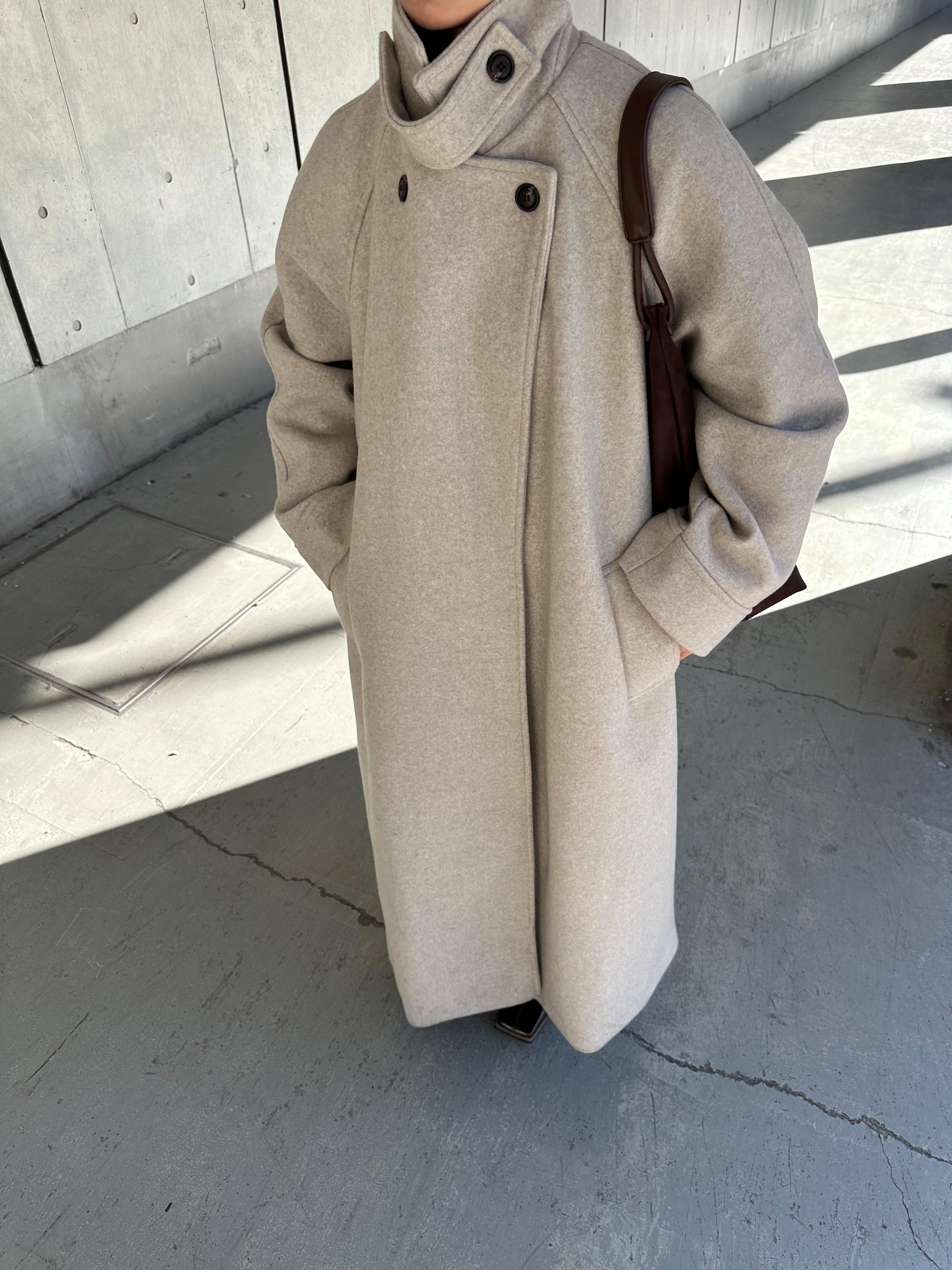 Stand neck Raglan sleeve long coat