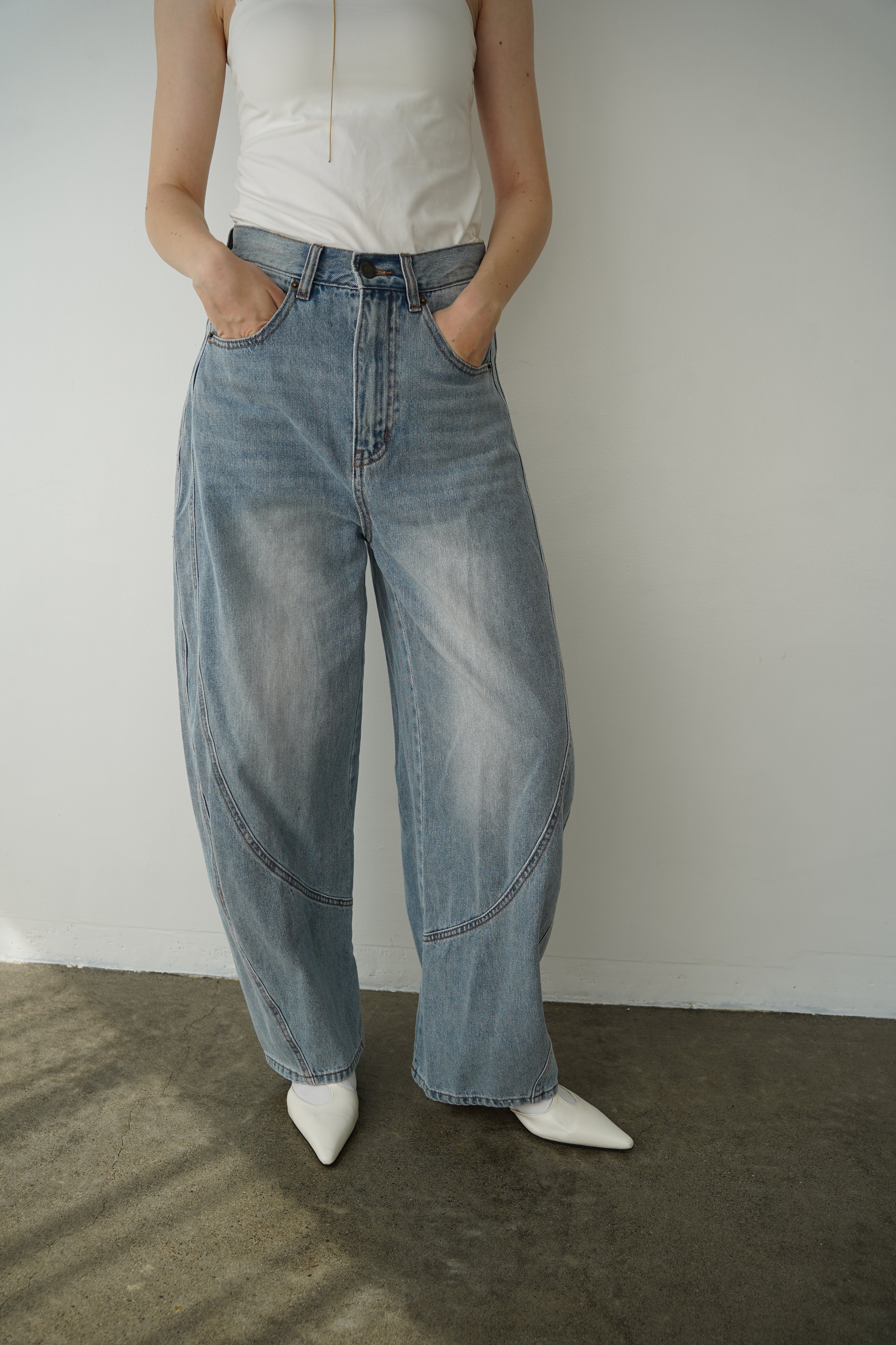 Curve balloon denim pants