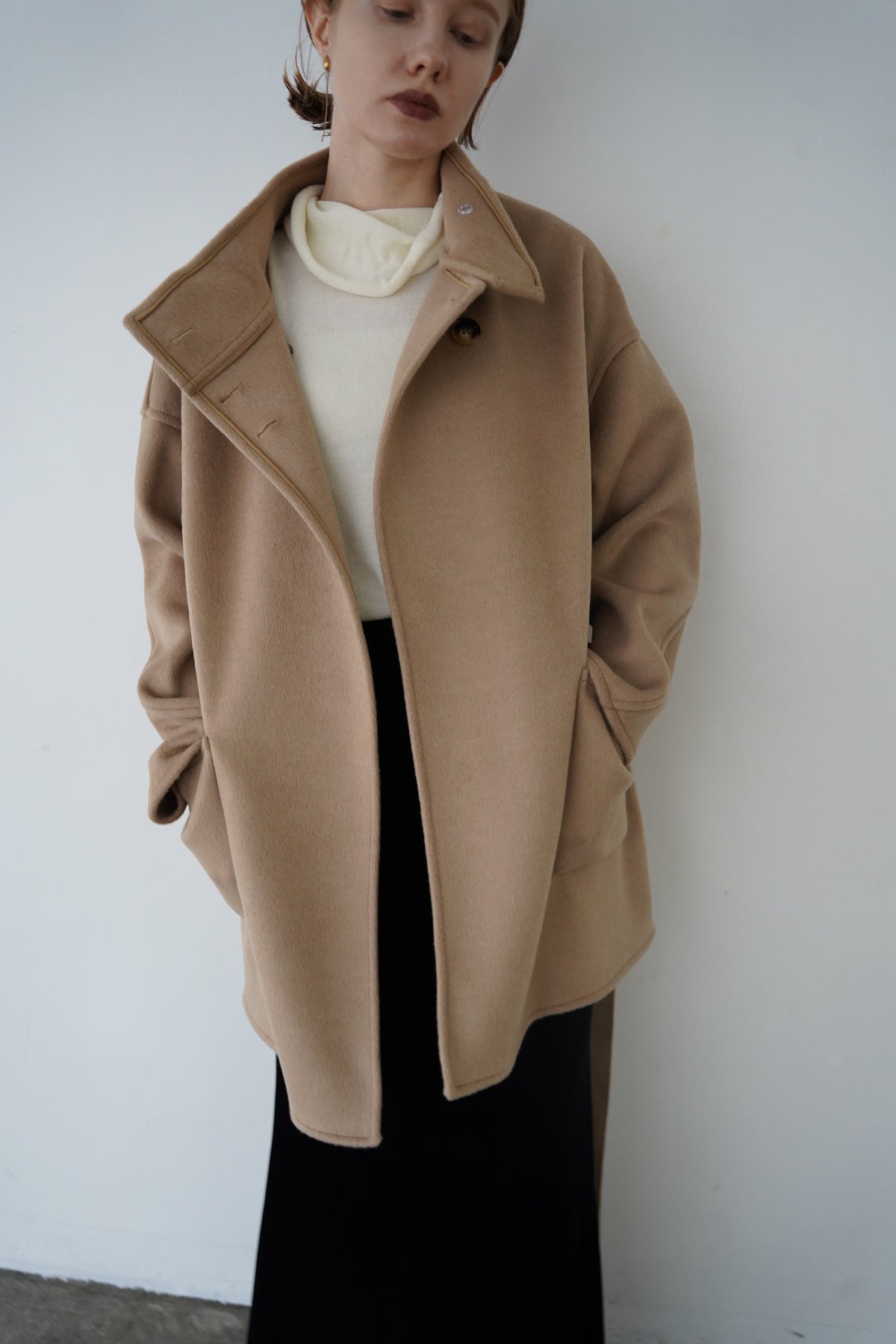 【予約販売】11月中旬発送-Back button stand shaggy coat