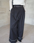 Tuck line pants