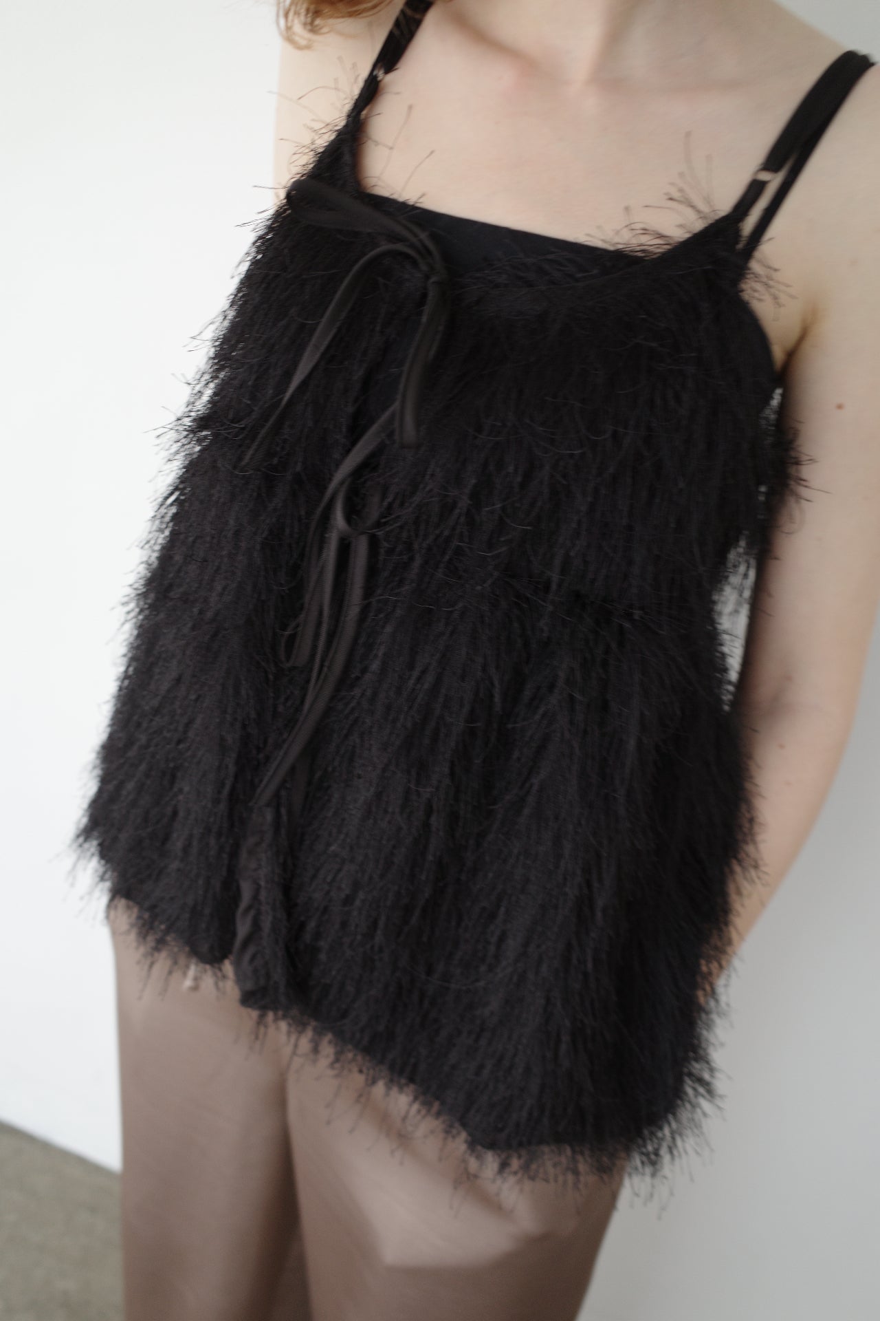 Front ribbon shaggy top