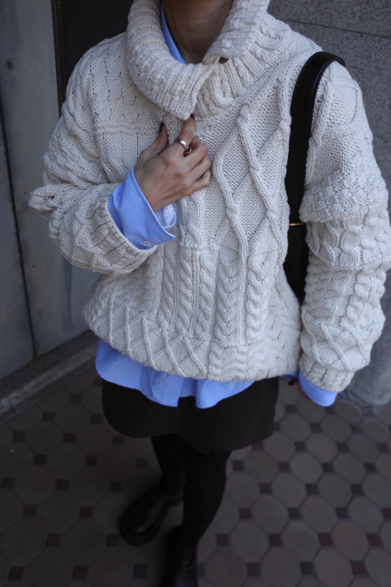 Asymmetric cable knit