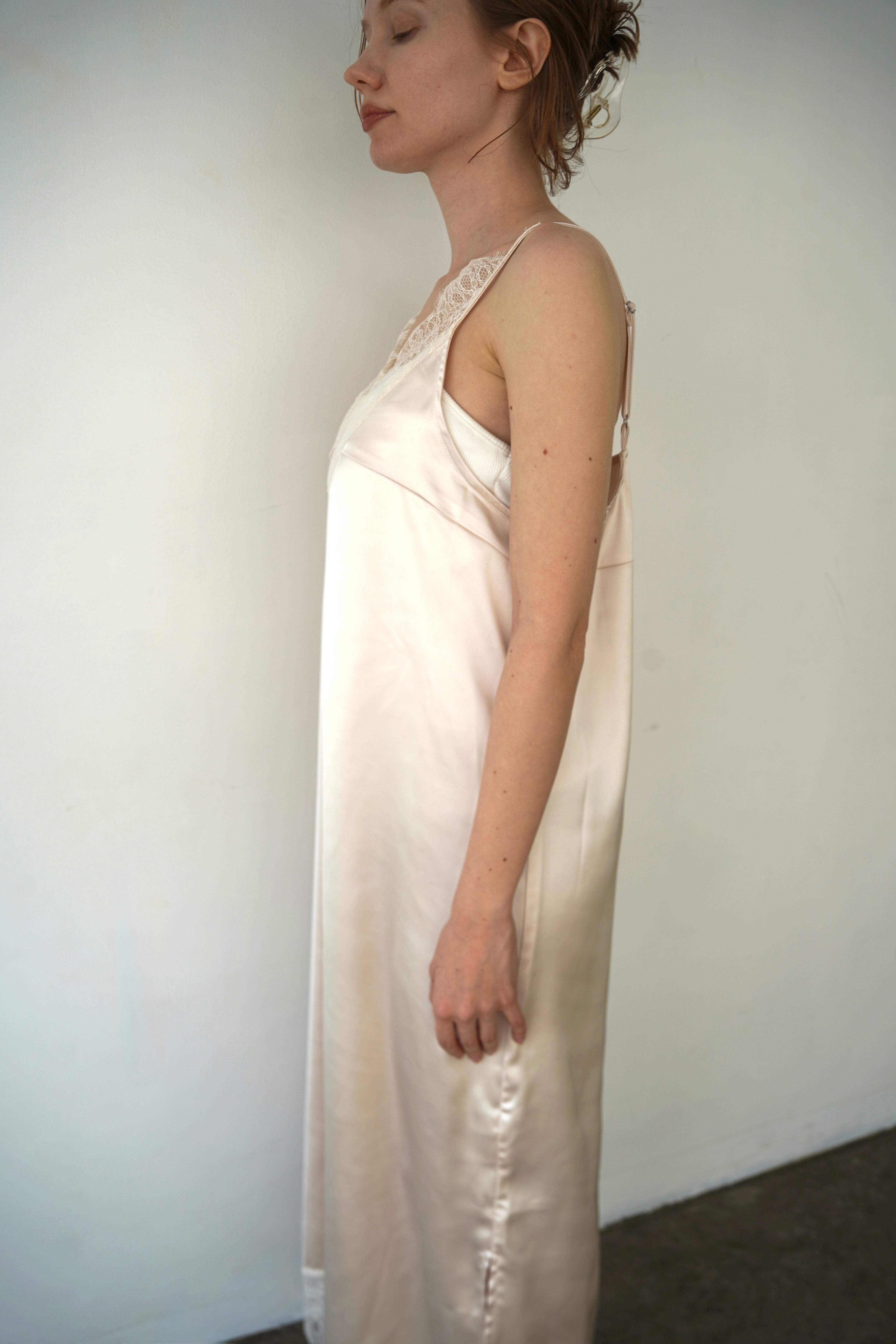 Race satin camisole one-piece