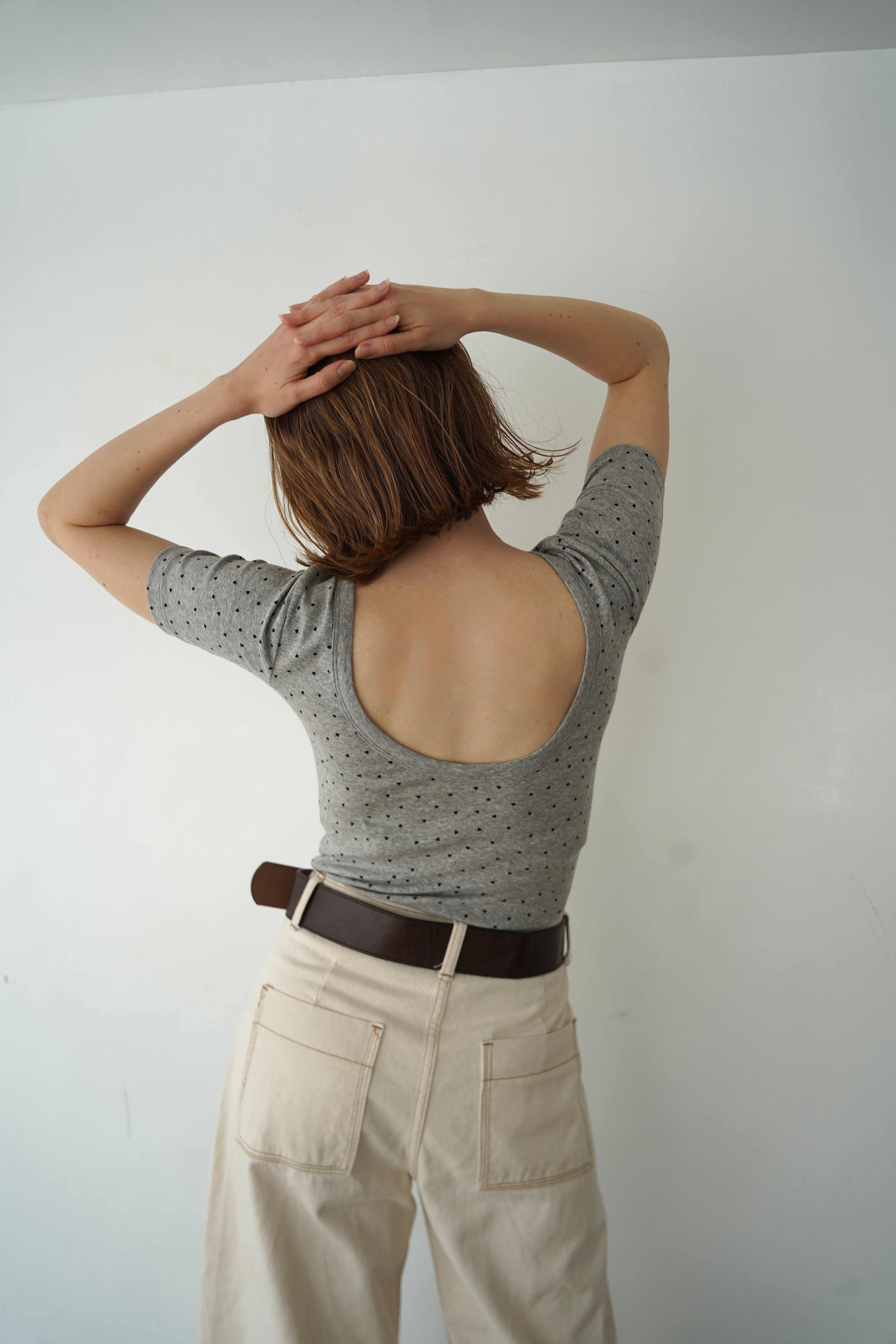 【6/5-発売】Heart dot back open T