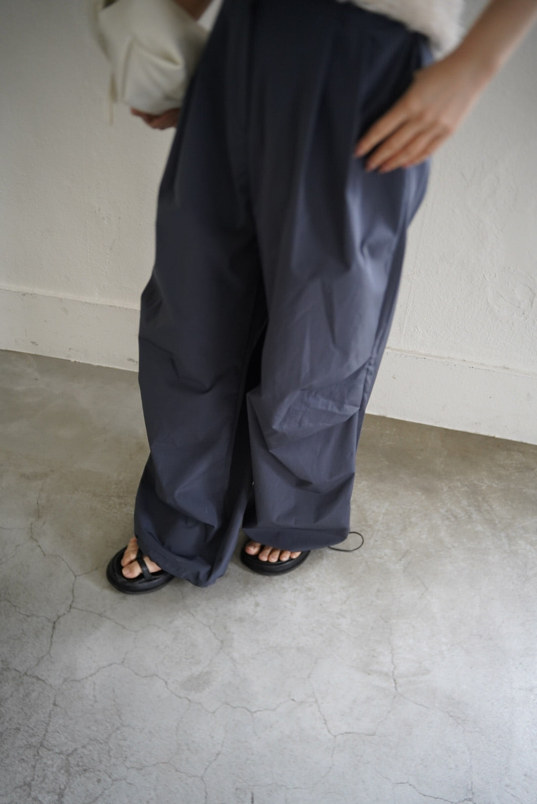 Water repellent parachute pants