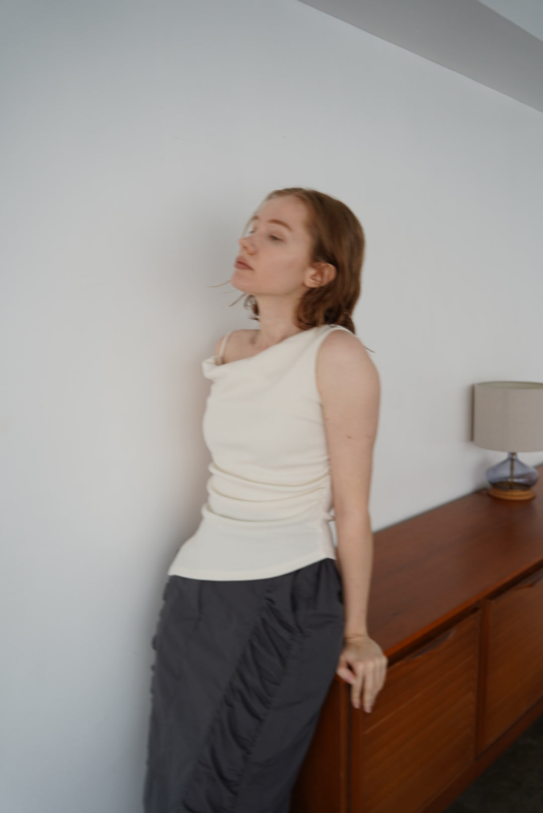 Drape asymmetry top