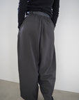 Twill tuck cocoon pants