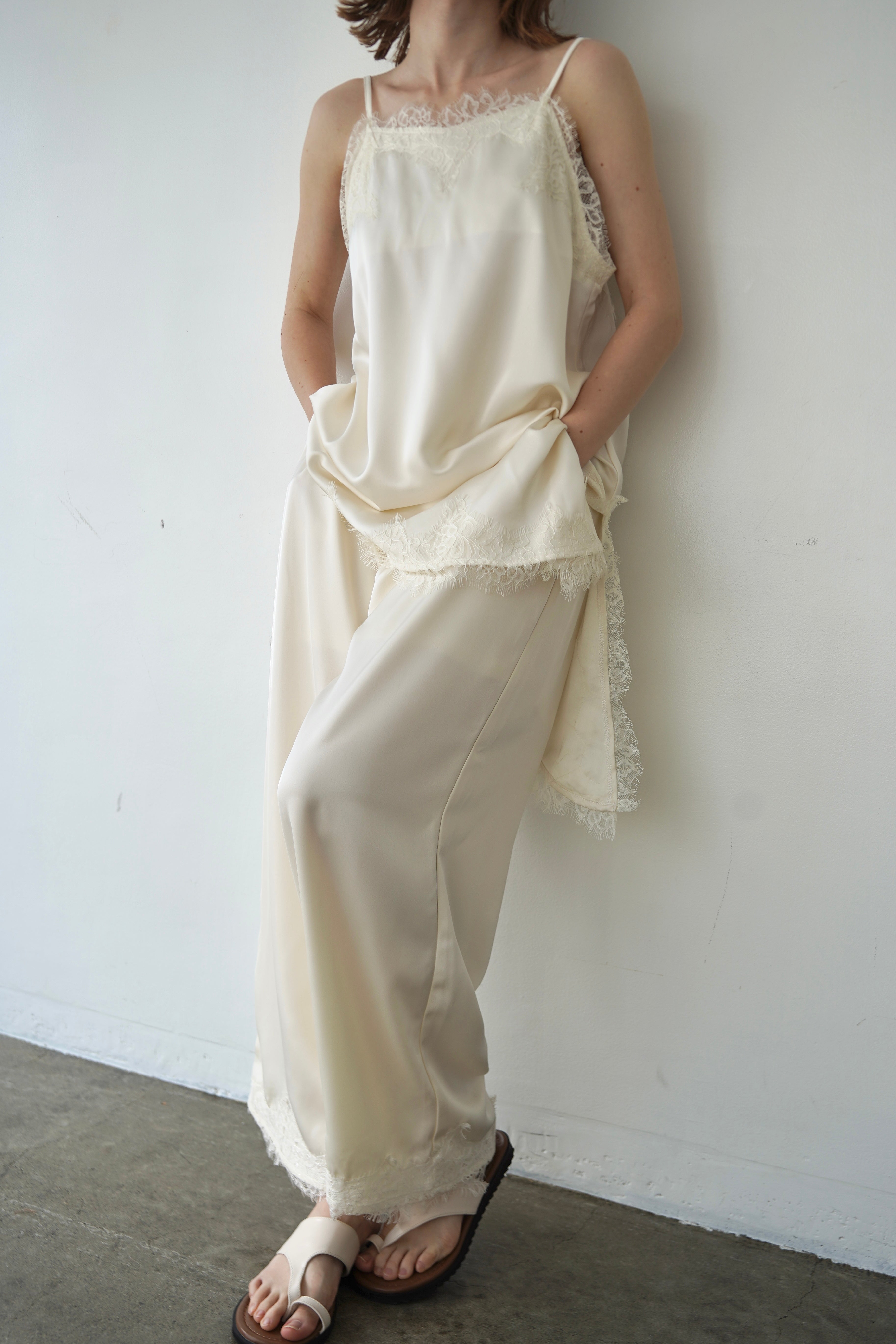 【SET】AJ Asymmetry race camisole