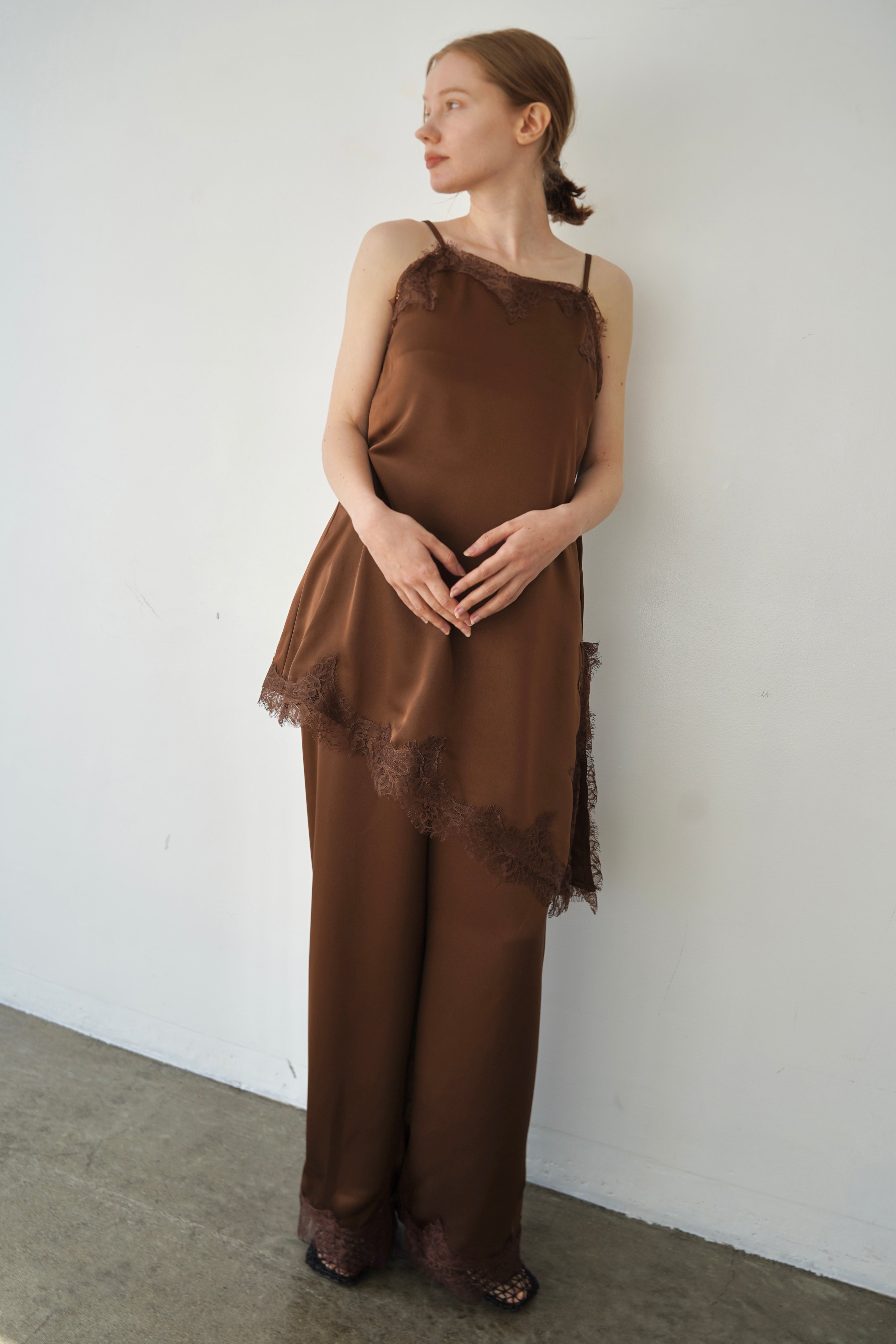 【SET】AJ Asymmetry race camisole