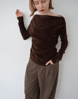 【予約販売】10月上旬-発送　Unbalance gather sier velours tops