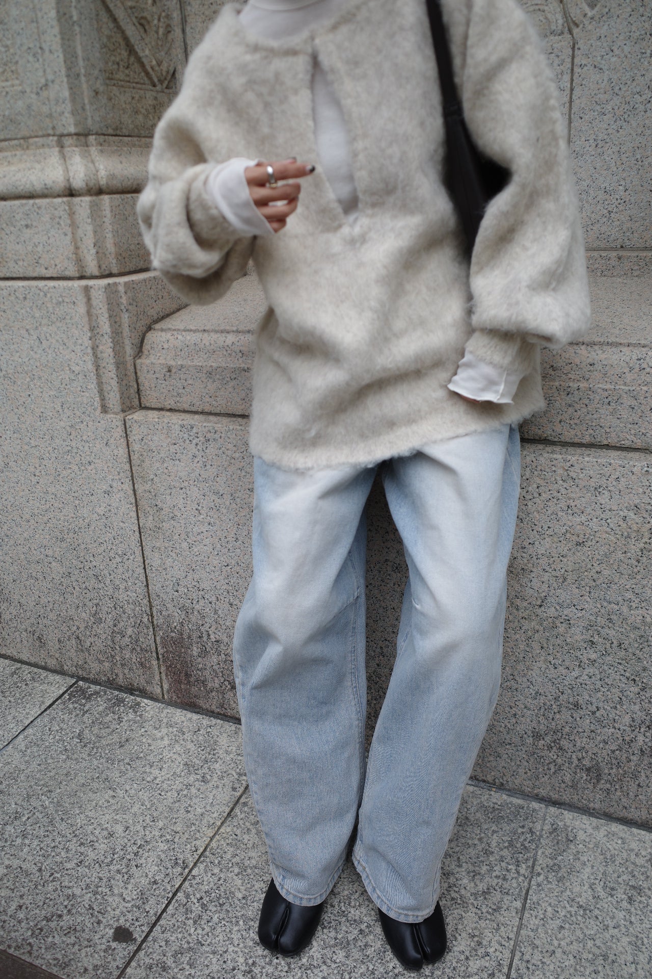 Deep skipper mohair knit