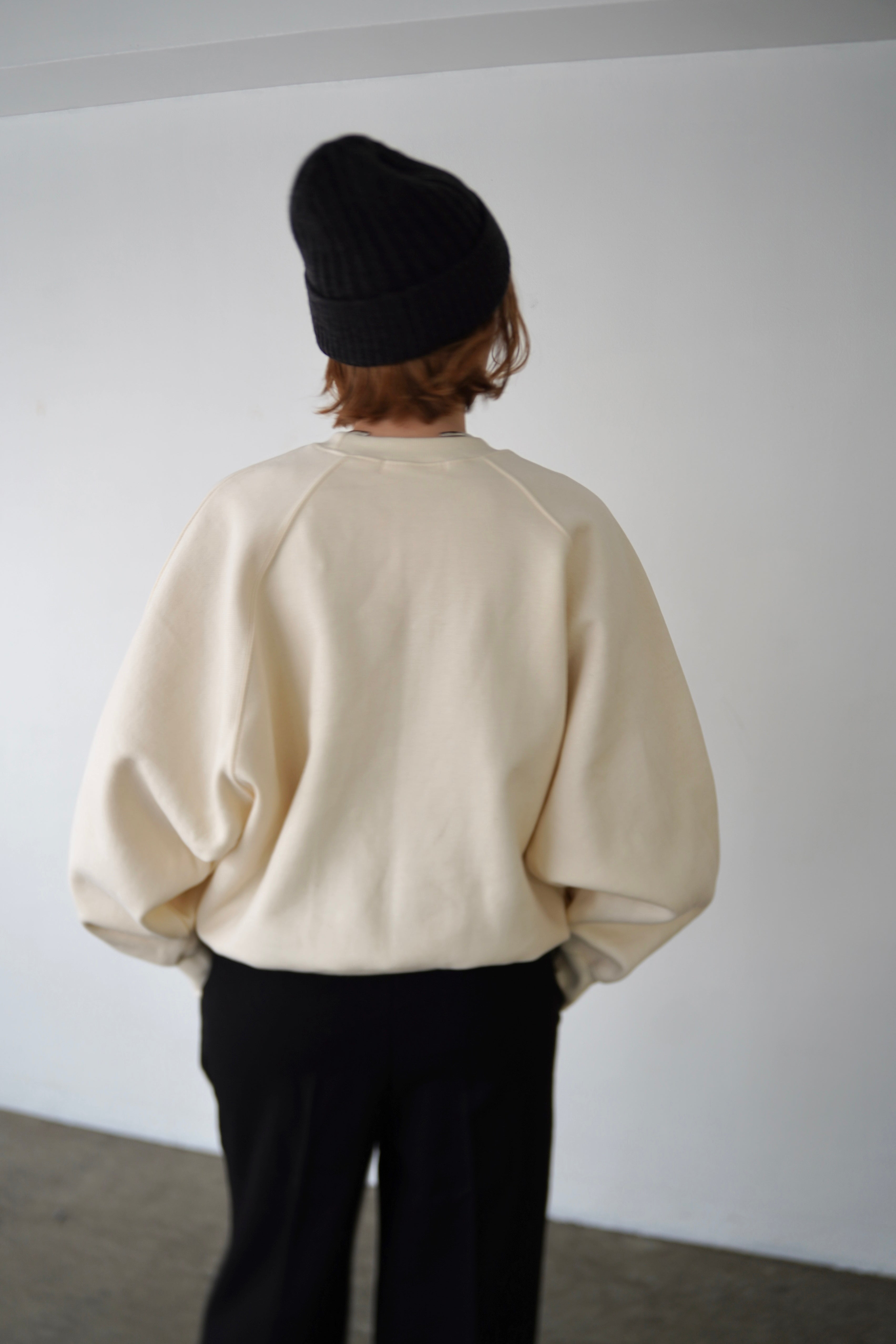 Curve sleeve sweat pullover – WELINOA