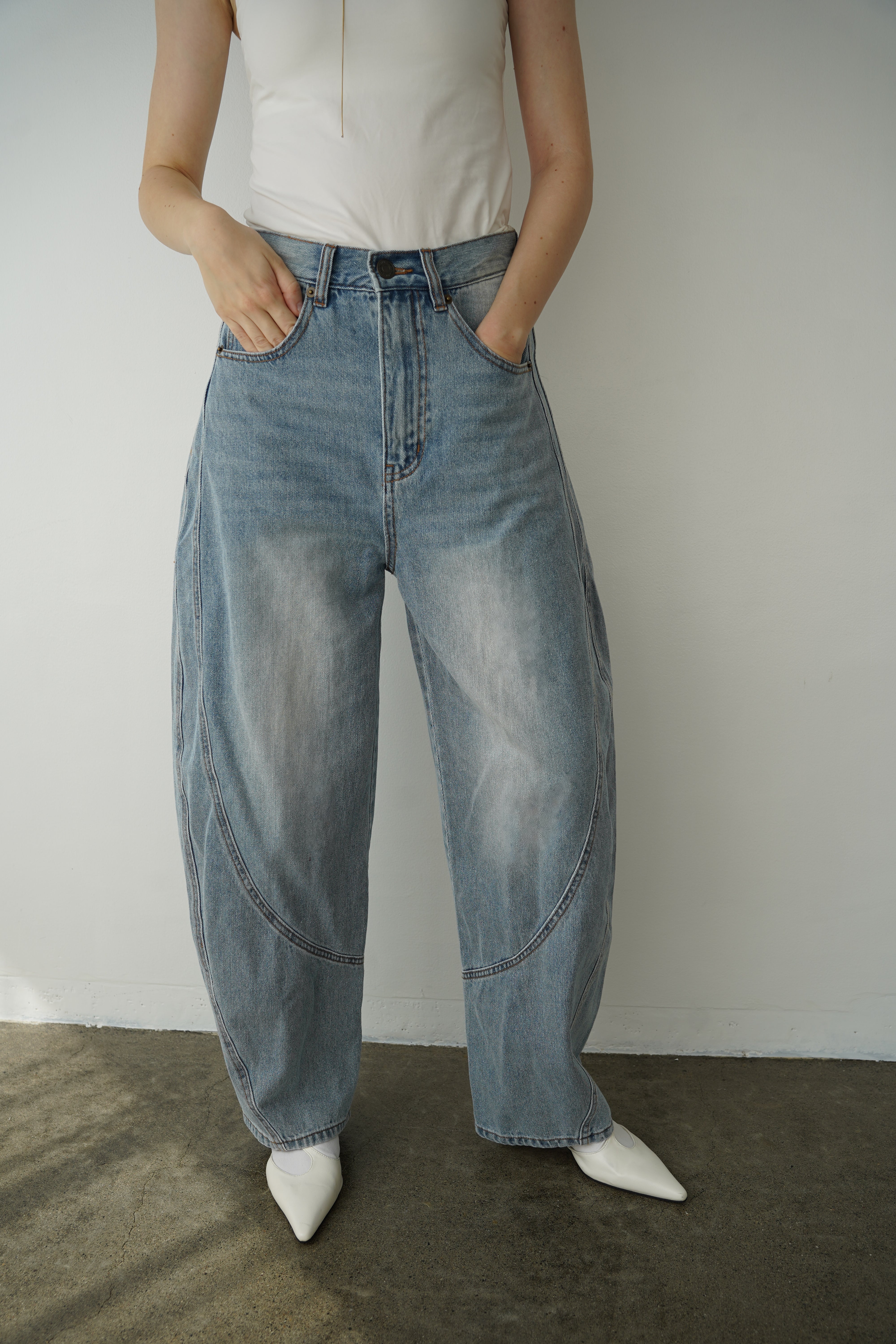 Curve balloon denim pants