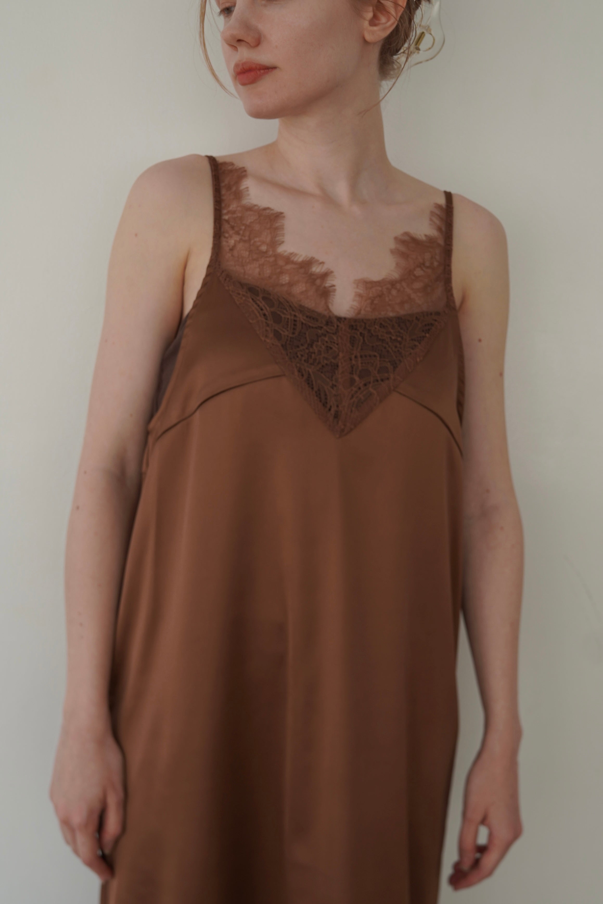 Race satin camisole one-piece