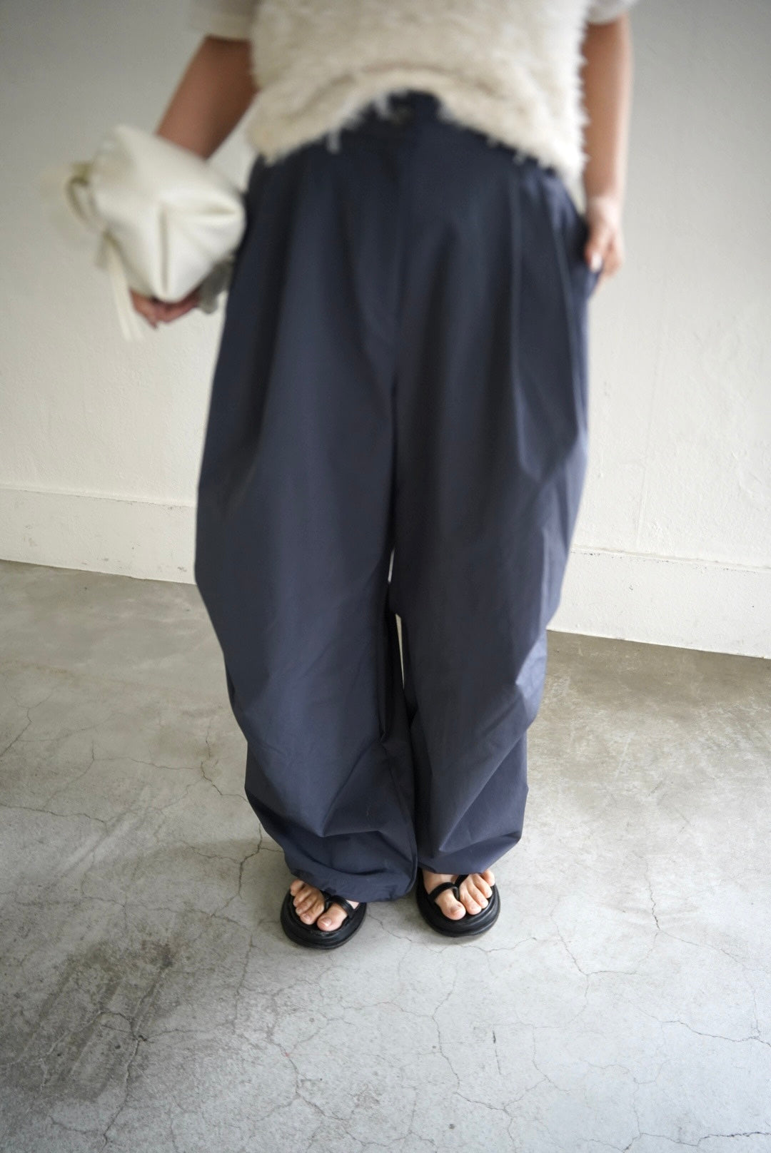 Water repellent parachute pants