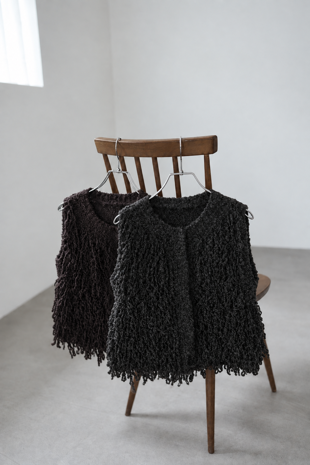 Boucle fringe vest