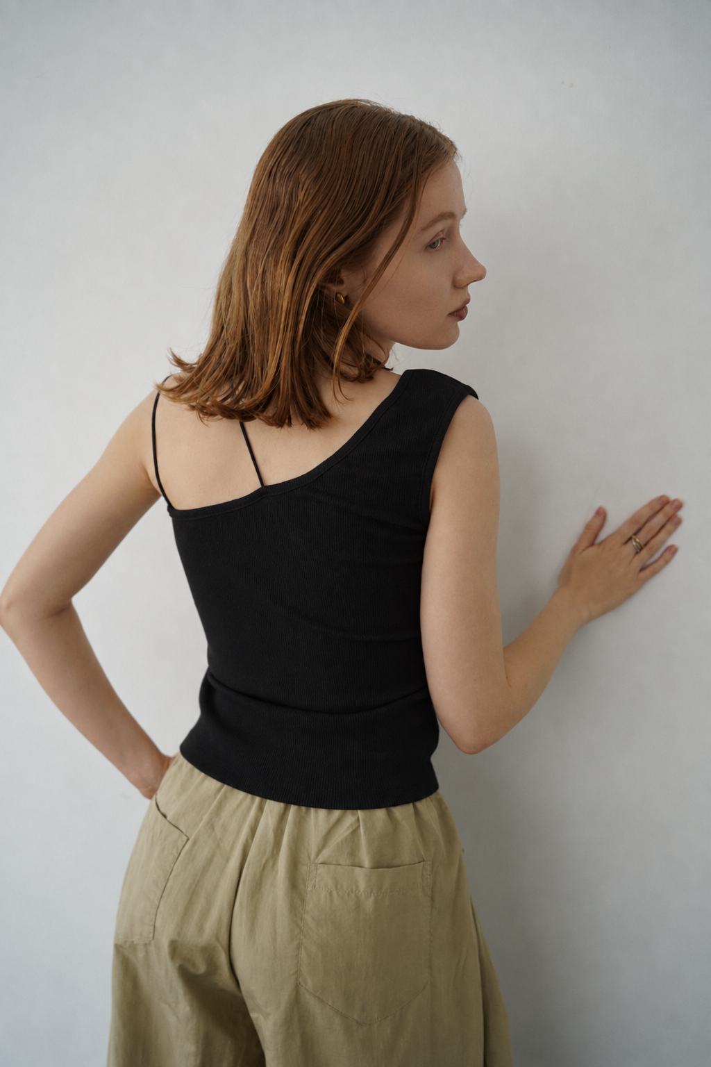 One shoulder lib top