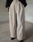Tuck line pants