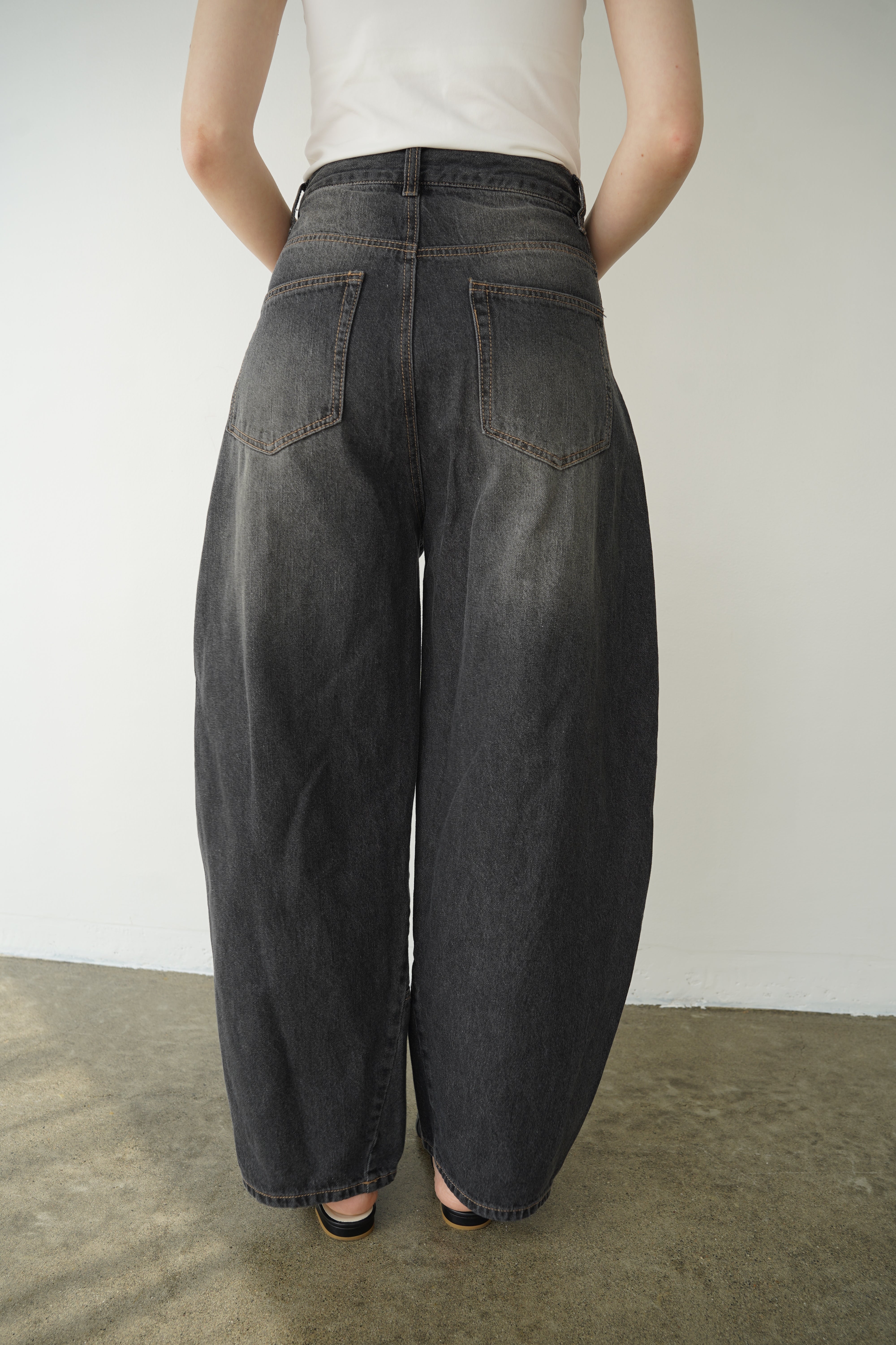 Curve balloon denim pants