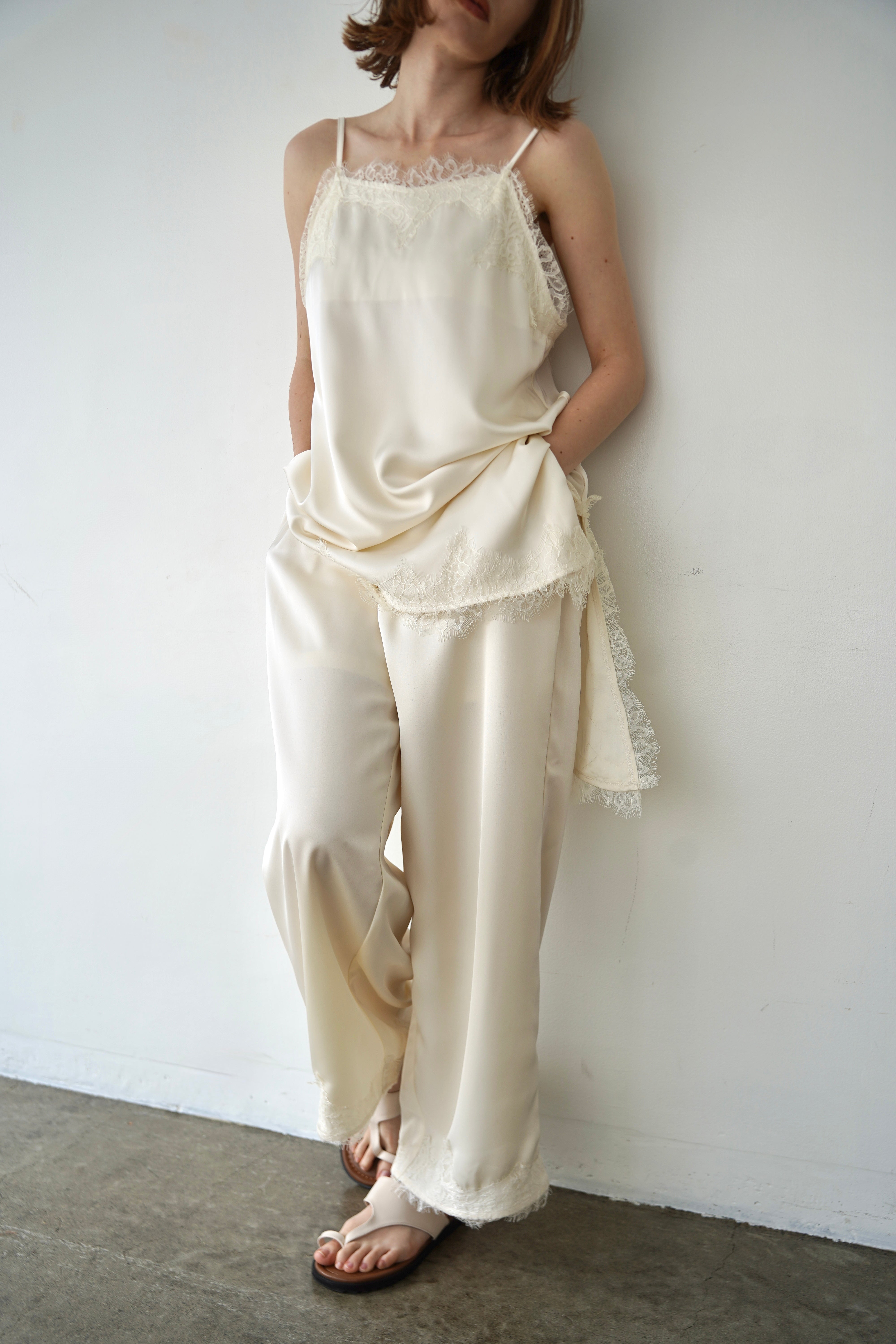 【SET】AJ Asymmetry race camisole