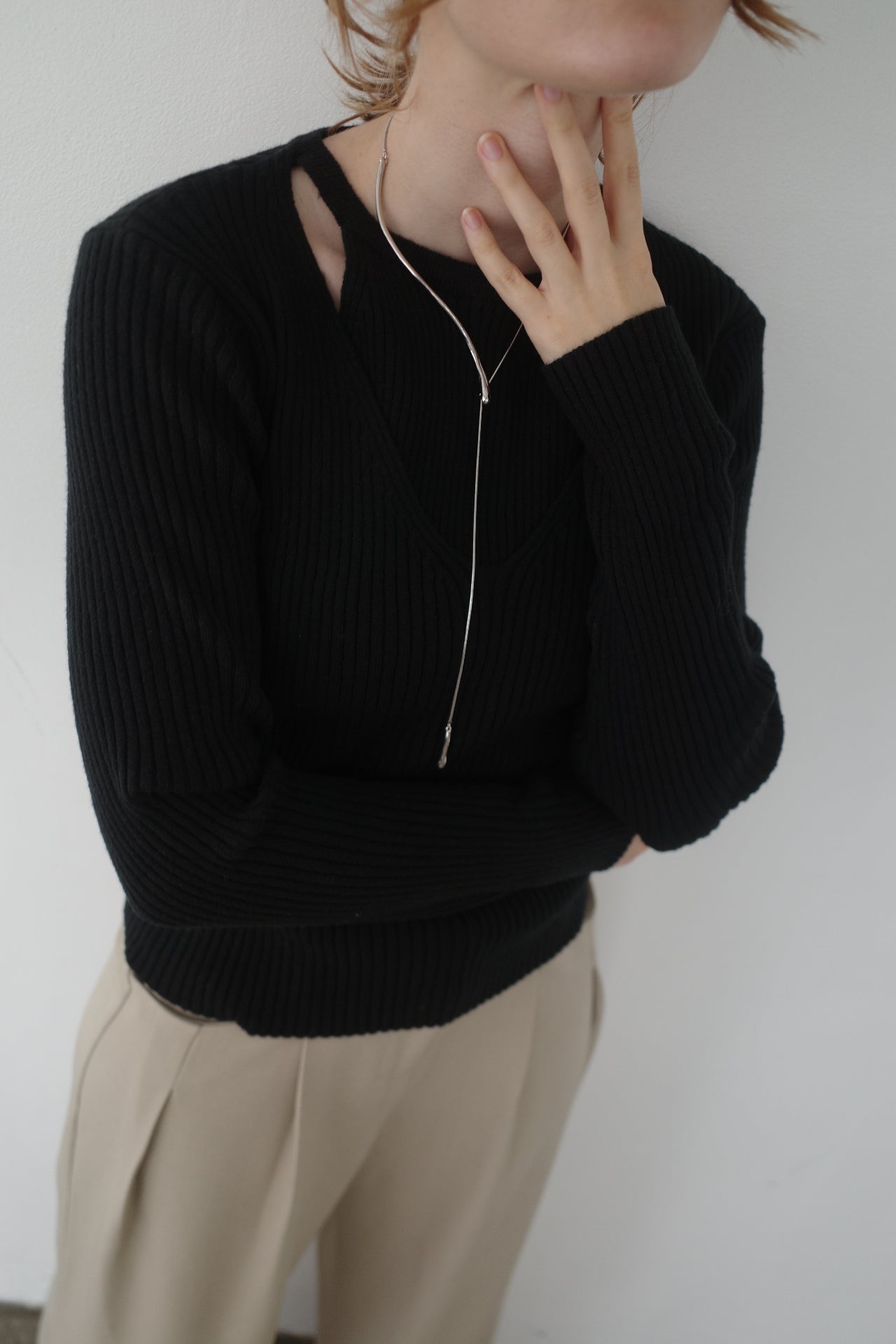 Layered design knit tops