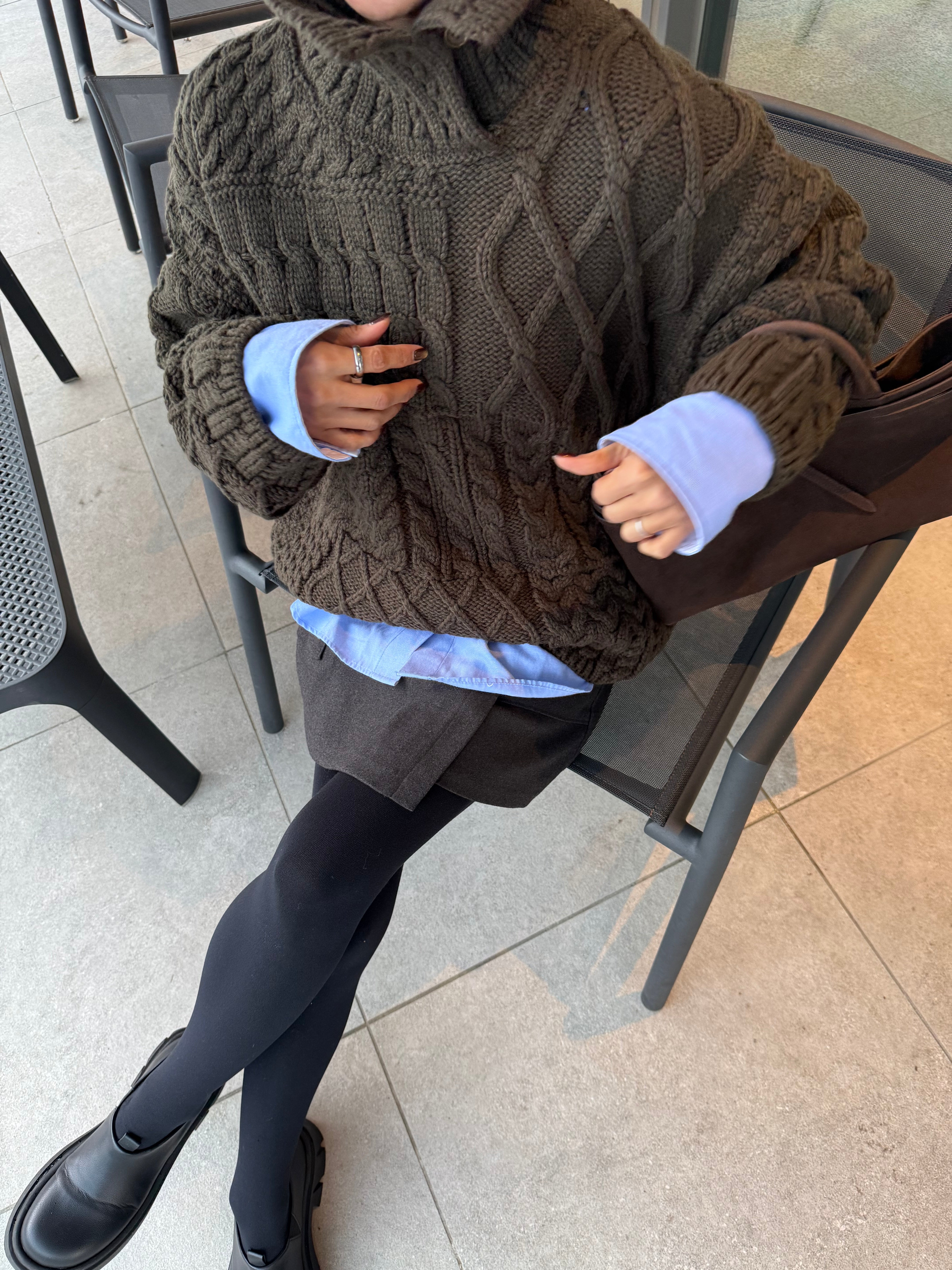 Asymmetric cable knit