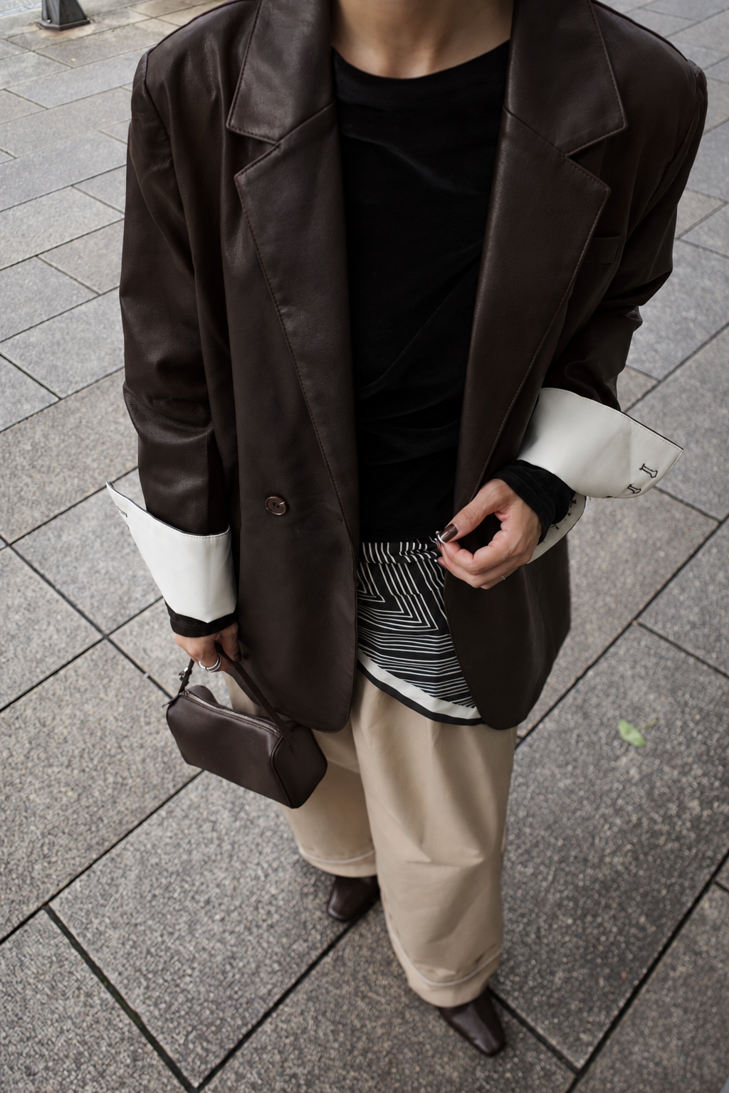 Bi-color cuffs leather jacket