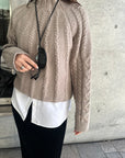 Cable hight neck knit