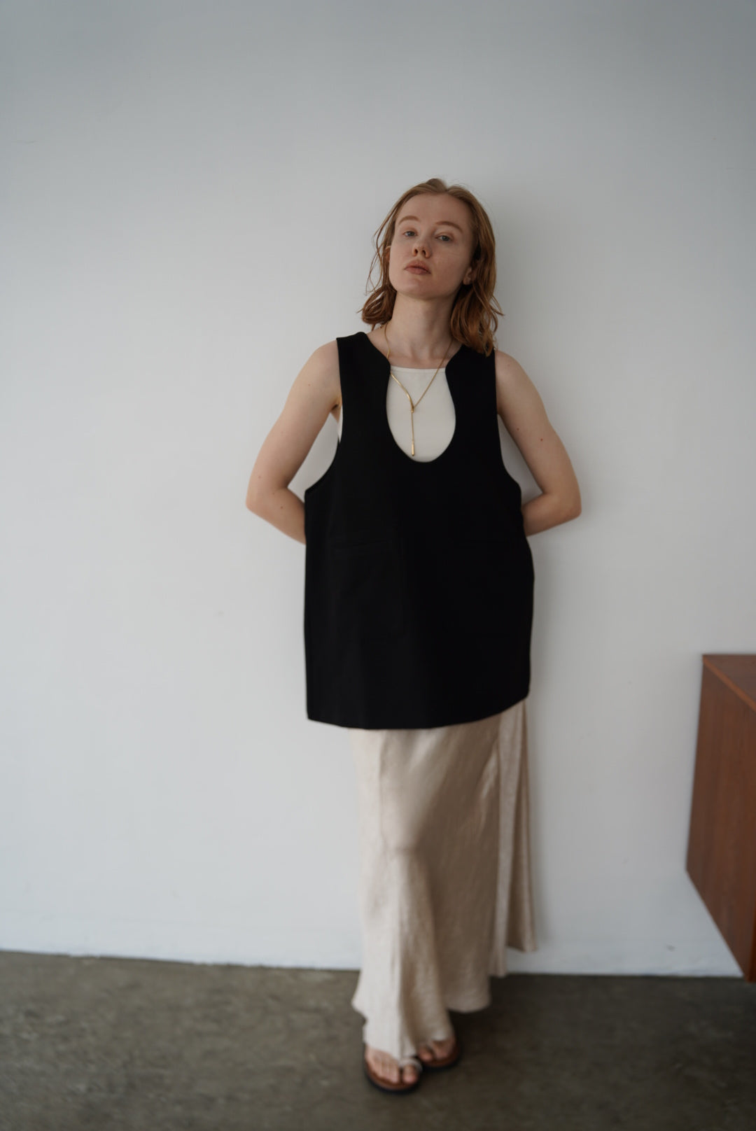 Wave neck vest