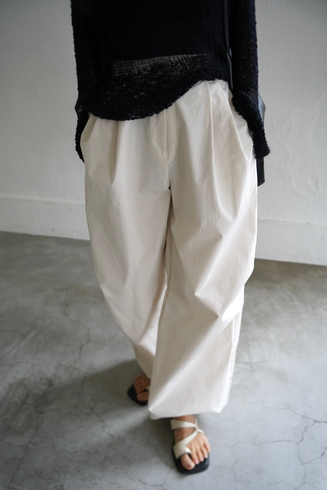 Water repellent parachute pants