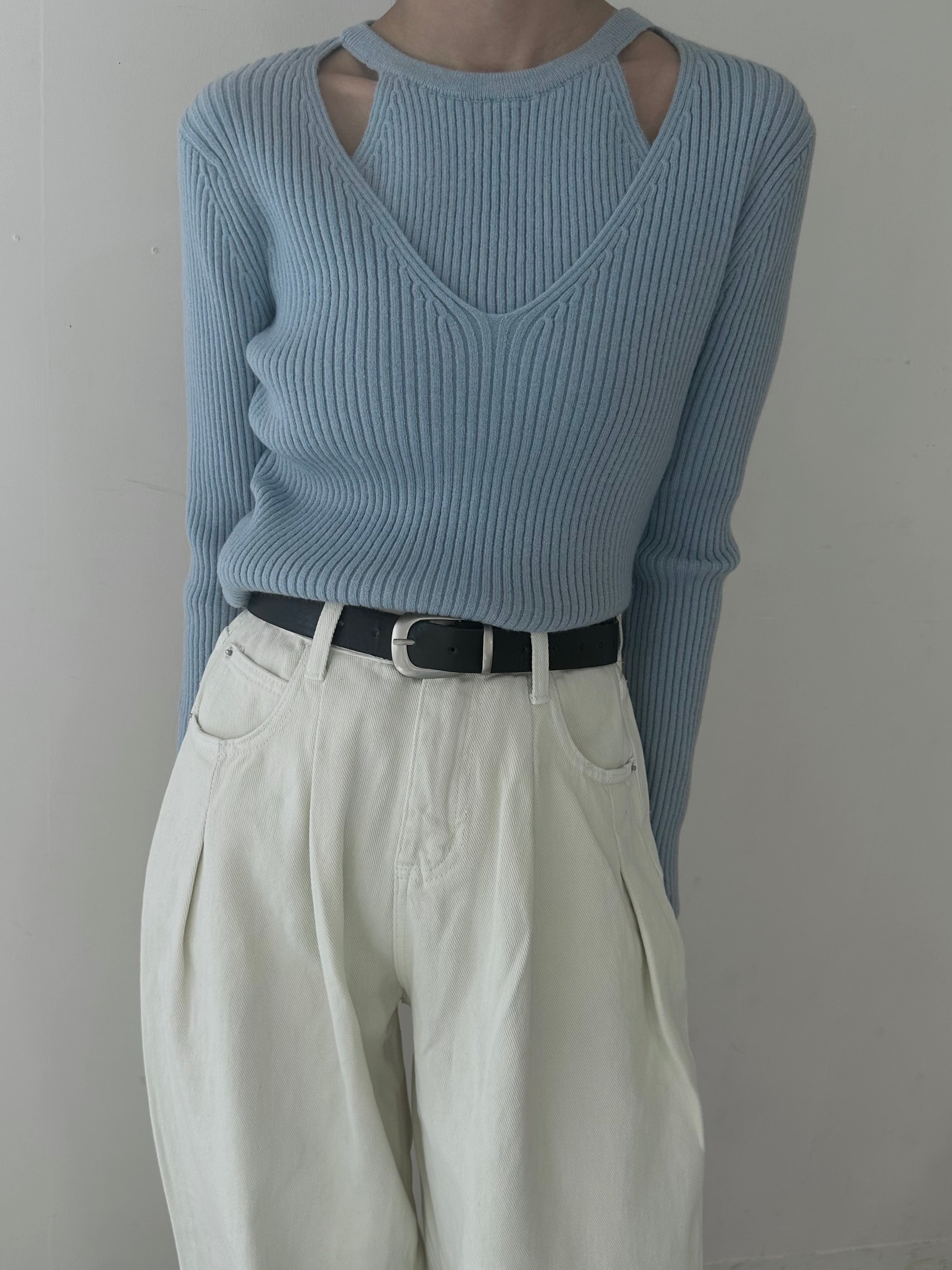 Layered design knit tops