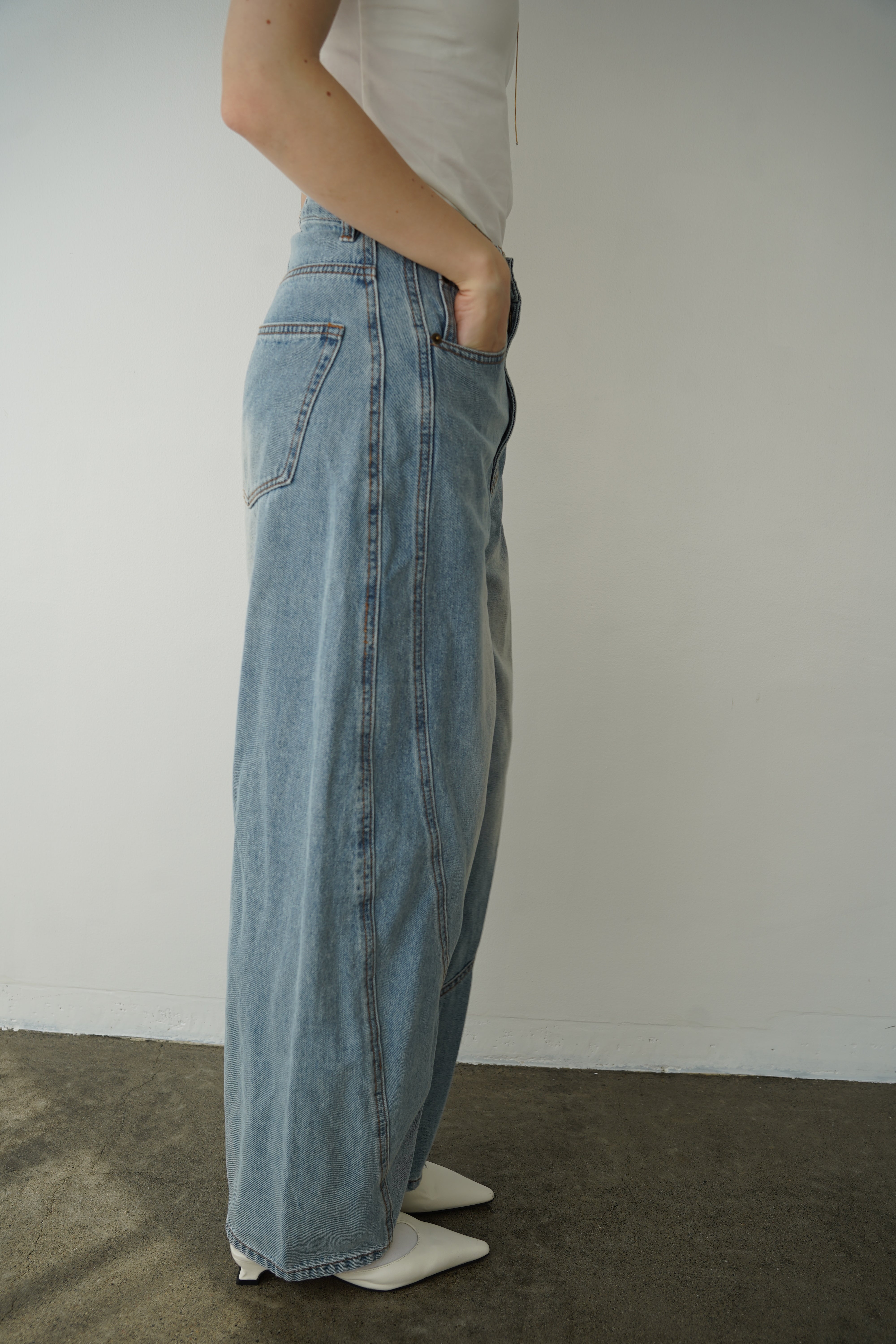 Curve balloon denim pants