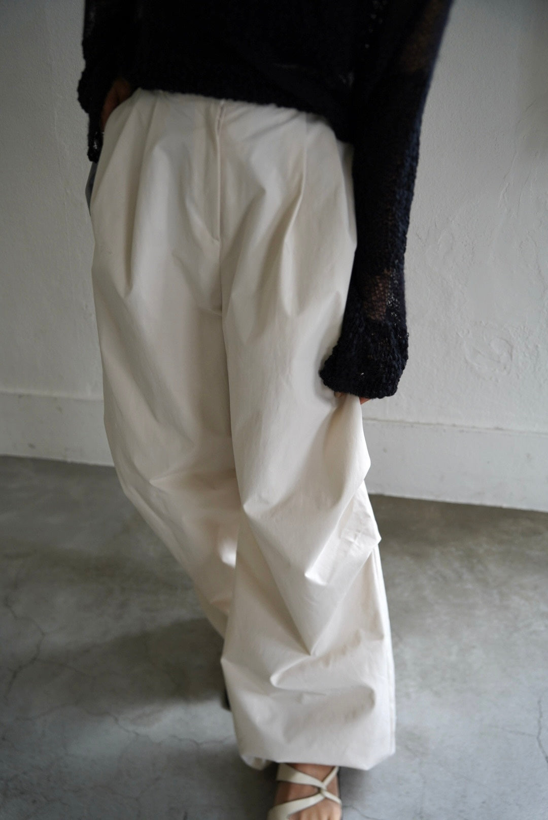 Water repellent parachute pants