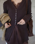 【再入荷】Vneck button lib cardigan