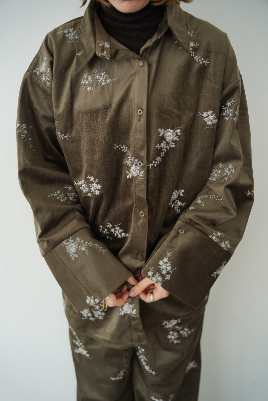 Velours flower pattern Shirt