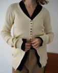 【再入荷】Vneck button lib cardigan