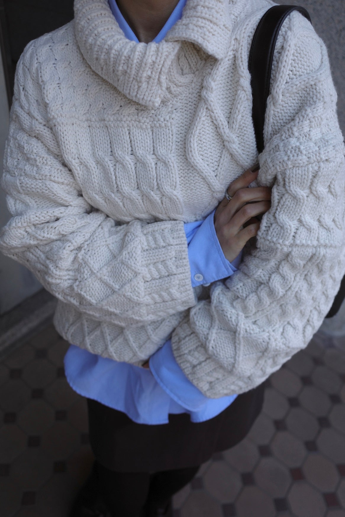 Asymmetric cable knit