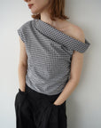 Asymmetry check blouse