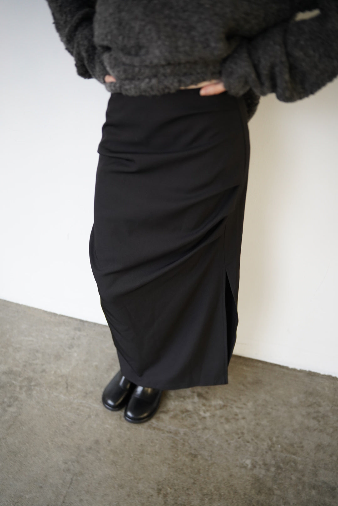 Tuck drape skirt