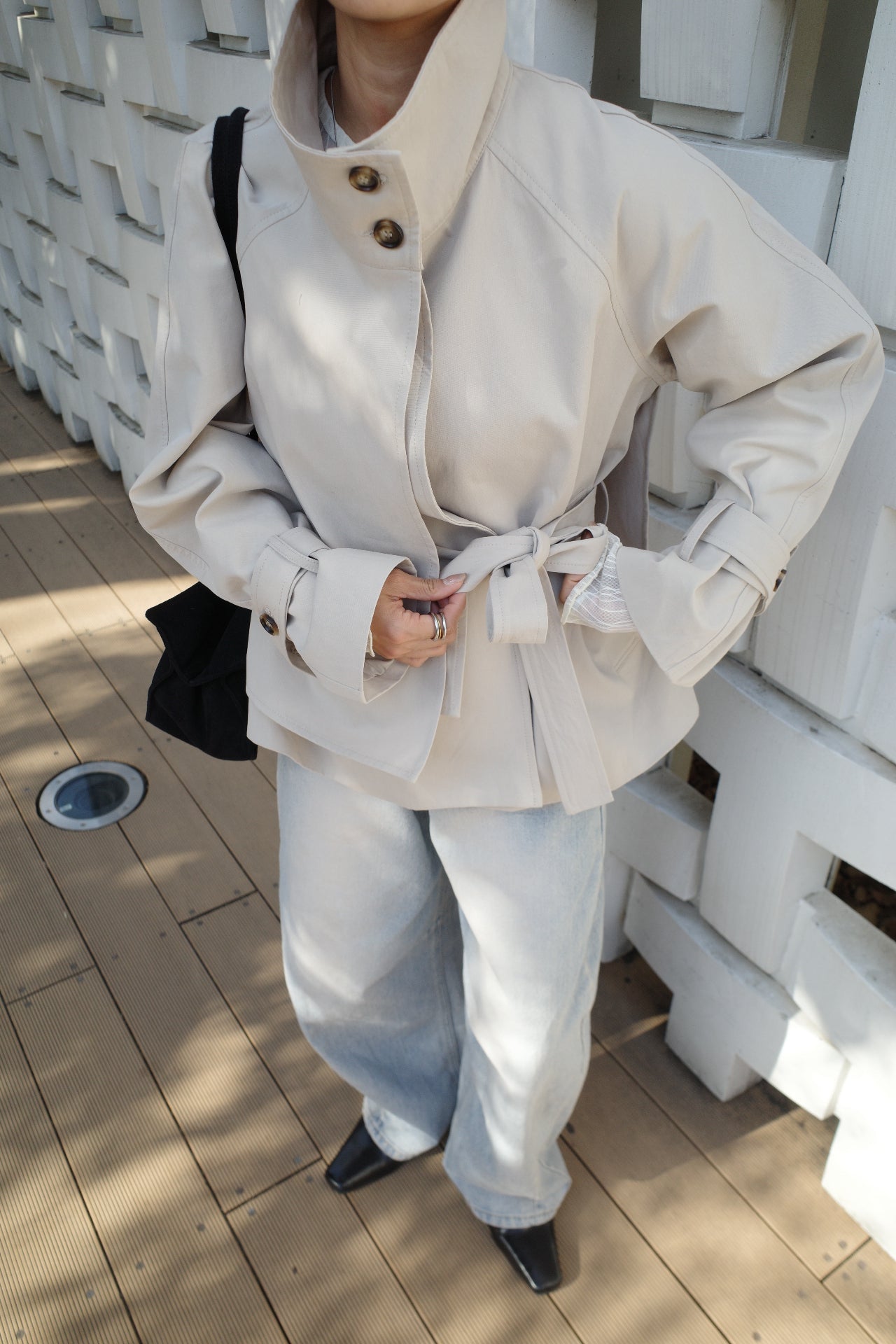 【3/13-発売】Half cape short trench